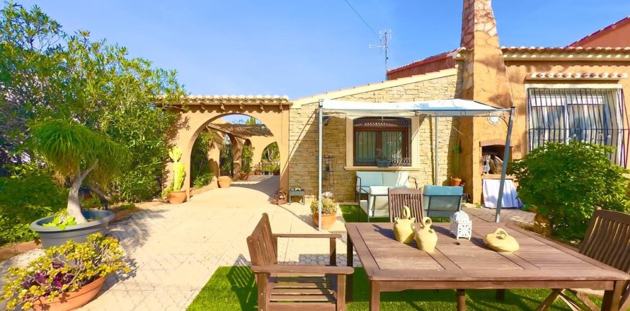 Appartamento a Torreblanca, Castellon, Spagna 3 camere da letto, 138 mq. N° 165835