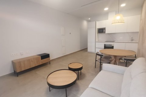 Apartamento en venta en Torrevieja, Alicante, España 1 dormitorio, No. 173952 - foto 12