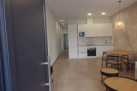 Apartamento en venta en Torrevieja, Alicante, España 1 dormitorio, No. 173952 - foto 11