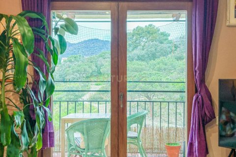 Dzīvoklis Cabrils, Barcelona, Spānijā 2 istabas, 89 m2 Nr. 186403