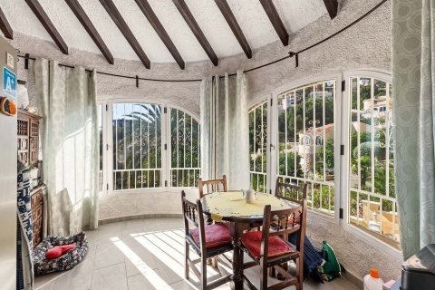 Villa till salu i Calpe, Alicante, Spanien 6 sovrum, 384 kvm. Nr. 181225 - foto 8