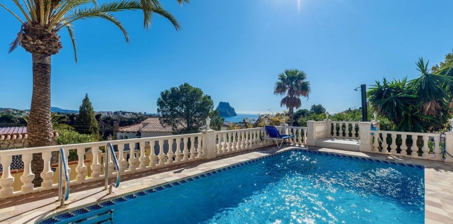 Villa i Calpe, Alicante, Spanien 6 sovrum, 384 kvm. Nr. 181225