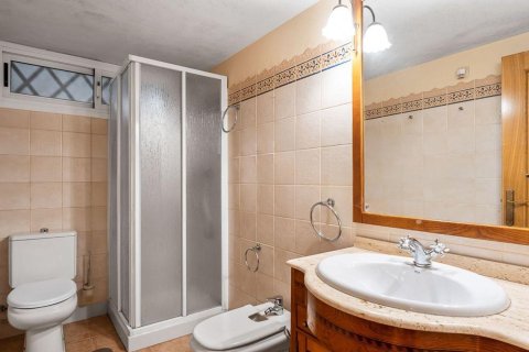 Villa zum Verkauf in Alicante, Spanien 5 Schlafzimmer, 326 m2 Nr. 181226 - Foto 16