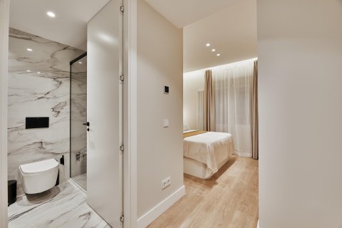 Villa en venta en Madrid, España 4 dormitorios, 155 m2 No. 179894 - foto 28