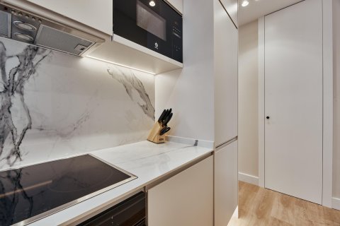 Apartamento en venta en Madrid, España 2 dormitorios, 41 m2 No. 179895 - foto 5