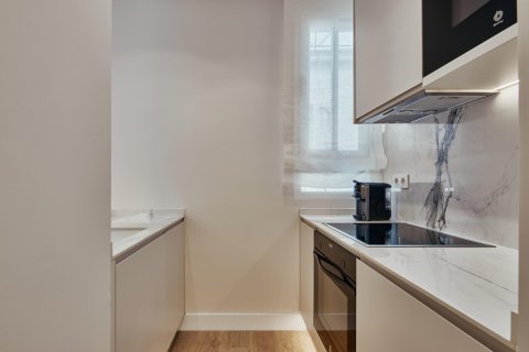 Apartamento en venta en Madrid, España 2 dormitorios, 41 m2 No. 179895 - foto 3