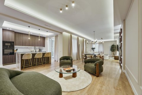 Wohnung zum Verkauf in Madrid, Spanien 3 Schlafzimmer, 179 m2 Nr. 179892 - Foto 4