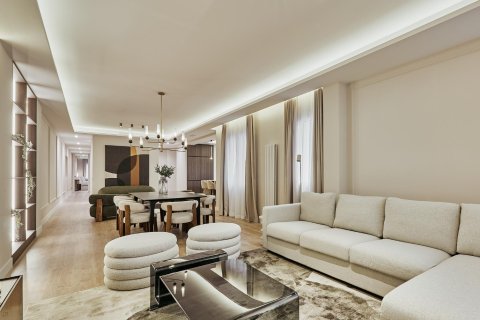 Wohnung zum Verkauf in Madrid, Spanien 3 Schlafzimmer, 179 m2 Nr. 179892 - Foto 8