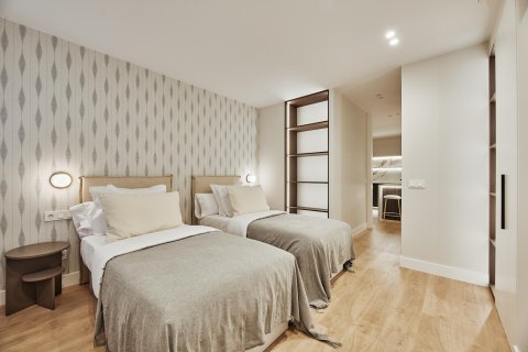 Villa in vendita a Madrid, Spagna 3 camere da letto, 126 mq. N° 179890 - foto 24