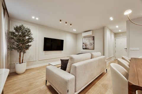 Villa in vendita a Madrid, Spagna 3 camere da letto, 126 mq. N° 179890 - foto 4