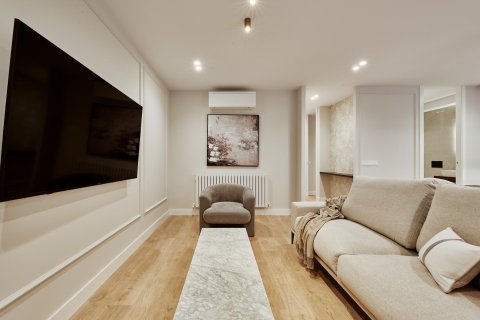 Villa in vendita a Madrid, Spagna 3 camere da letto, 126 mq. N° 179890 - foto 2