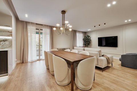 Villa in vendita a Madrid, Spagna 3 camere da letto, 126 mq. N° 179890 - foto 11