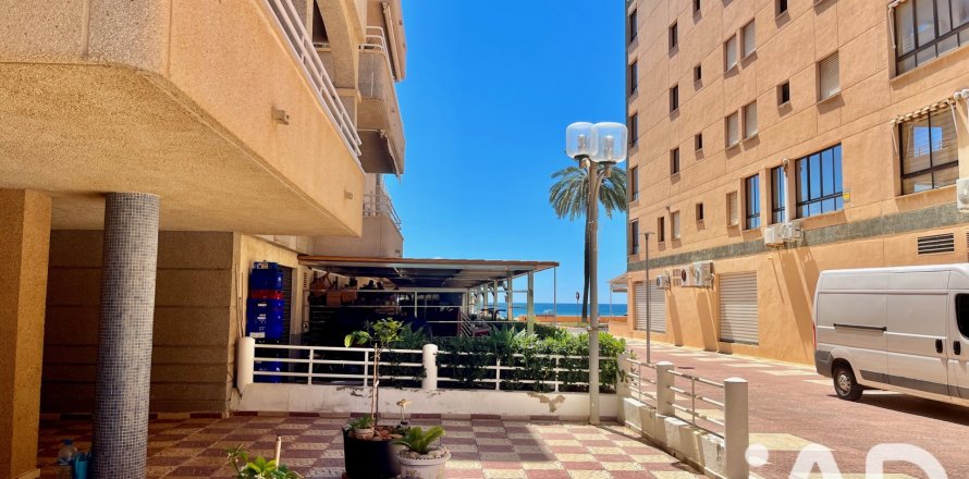Huoneisto Torreblanca, Castellon, Espanja 2 makuuhuonetta, 60 m2 No. 192117
