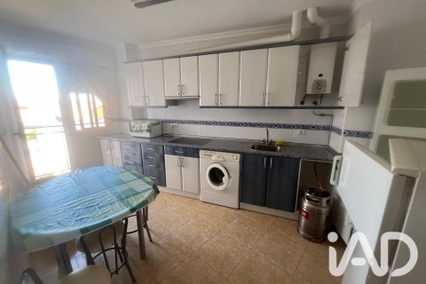 Huoneisto myytävänä Ciudad Rodrigo, Salamanca, Espanja, 3 makuuhuonetta, 76 m2 No. 192114 - kuva 13