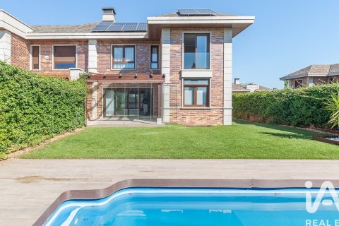 Casa in affitto a Majadahonda, Madrid, Spagna 5 camere da letto, 450 mq. N° 192112 - foto 4