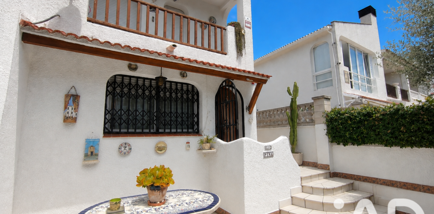 Townhouse in Cunit, Tarragona, Spanien 3 Schlafzimmer, 139 m2 Nr. 192113