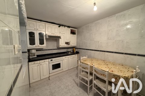 Talo myytävänä Ardon, Leon, Espanja, 3 makuuhuonetta, 402 m2 No. 192115 - kuva 13