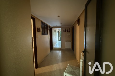 Talo myytävänä Ardon, Leon, Espanja, 3 makuuhuonetta, 402 m2 No. 192115 - kuva 14