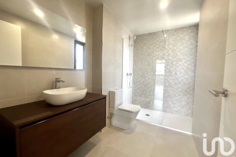 Продажа дома в Сан-Андреу-де-Льяванерес, Барселона, Испания 5 спален, 700м2 №153921 - фото 19