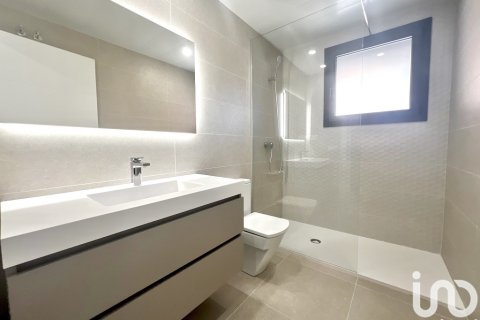 Продажа дома в Сан-Андреу-де-Льяванерес, Барселона, Испания 5 спален, 700м2 №153921 - фото 23