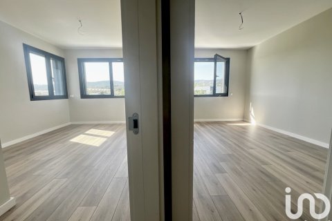 Продажа дома в Сан-Андреу-де-Льяванерес, Барселона, Испания 5 спален, 700м2 №153921 - фото 21