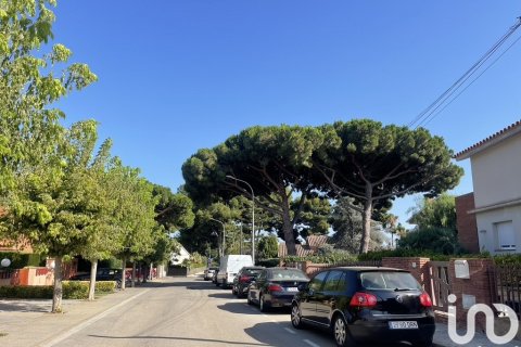 Продажа дома в Сан-Андреу-де-Льяванерес, Барселона, Испания 5 спален, 700м2 №153921 - фото 30