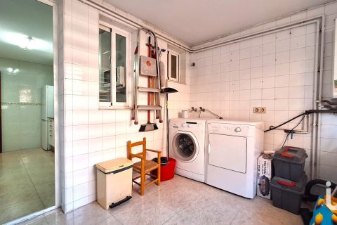 Apartament w Rubi, Barcelona, Hiszpania 3 sypialnie, 116 mkw. nr 153920 – zdjęcie 8