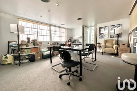 Продажа коммерческой недвижимости в Барселона, Испания 1 спальня, 184м2 №153922 - фото 5