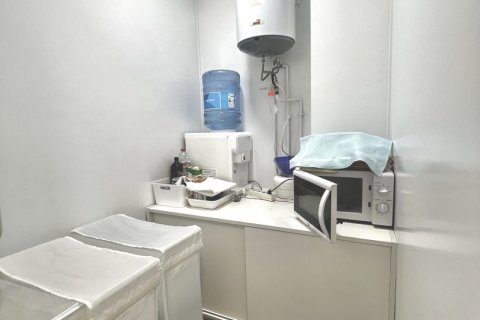 Продажа коммерческой недвижимости в Барселона, Испания 1 спальня, 184м2 №153922 - фото 20