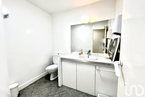 Продажа коммерческой недвижимости в Барселона, Испания 1 спальня, 184м2 №153922 - фото 23