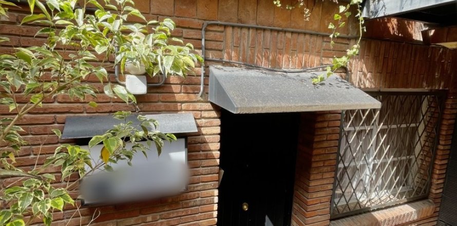 Коммерческая недвижимость в Барселона, Испания 1 спальня, 184м2 №153922