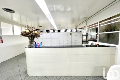 Продажа коммерческой недвижимости в Барселона, Испания 1 спальня, 184м2 №153922 - фото 9