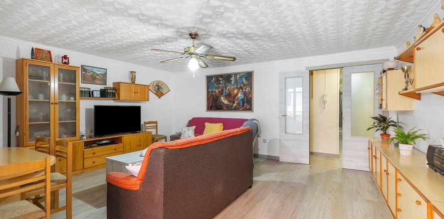 Apartment in La Mata, Alicante, Spain 3 bedrooms, 114 sq.m. No. 184225