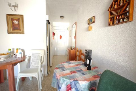 Apartment for sale in Torrevieja, Alicante, Spain 2 bedrooms, 60 sq.m. No. 184223 - photo 7
