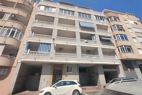 Apartment for sale in Torrevieja, Alicante, Spain 2 bedrooms, 94 sq.m. No. 184226 - photo 11