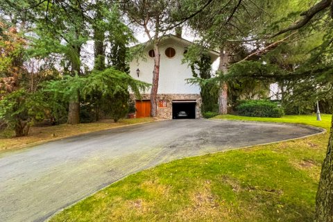Villa for sale Dominio de Fontenebro, Madrid, Spain 8 bedrooms, 361 sq.m. No. 107073 - photo 17