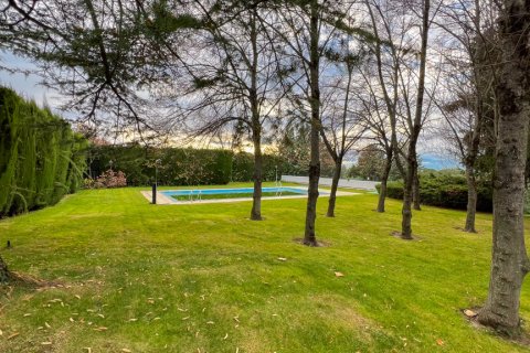 Villa for sale Dominio de Fontenebro, Madrid, Spain 8 bedrooms, 361 sq.m. No. 107073 - photo 9
