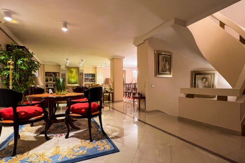 Villa for sale Dominio de Fontenebro, Madrid, Spain 8 bedrooms, 361 sq.m. No. 107073 - photo 23
