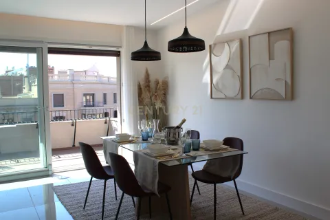 Продажа квартиры в Барселона, Испания 2 спальни, 117м2 №167134 - фото 10