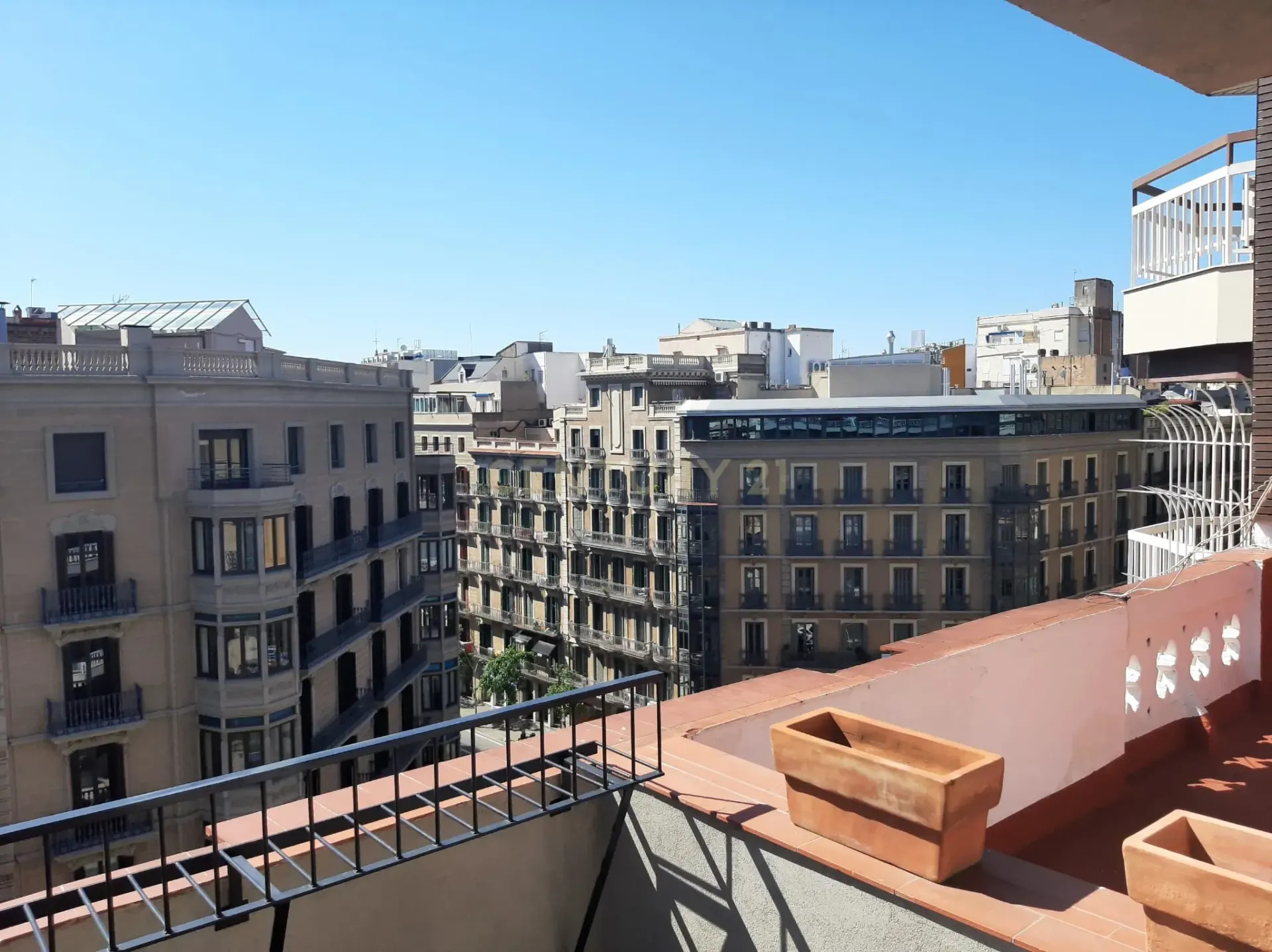 Apartment à Barcelona, Espagne 2 chambres, 117 m2 No. 167134