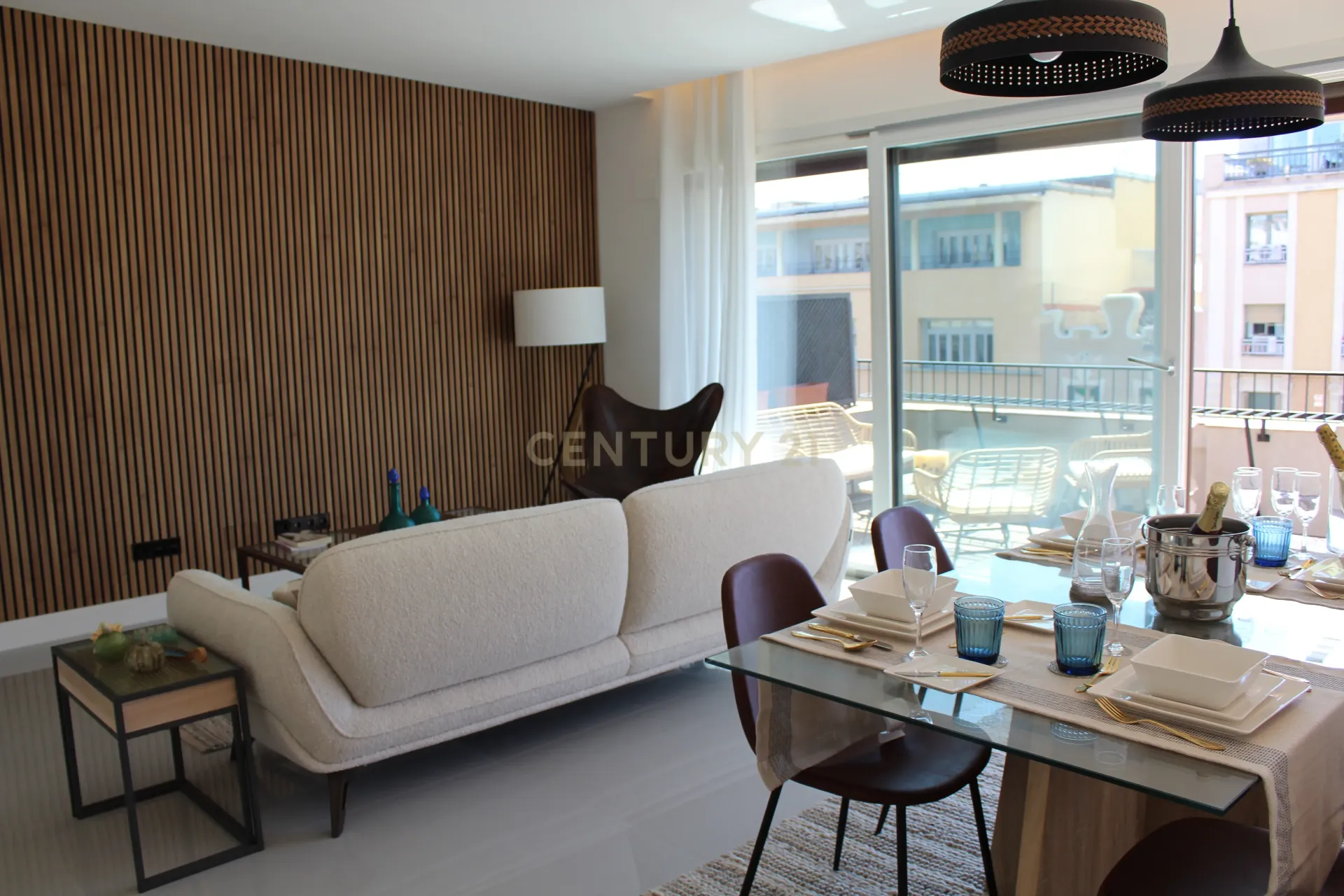 Apartment à Barcelona, Espagne 2 chambres, 117 m2 No. 167134