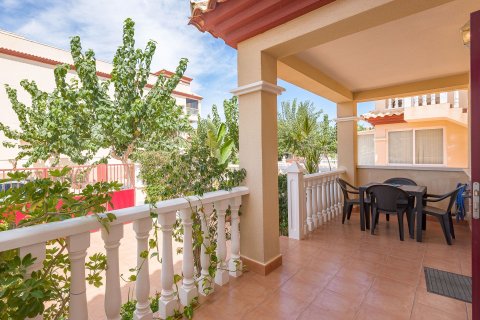 Bungalow till salu i San Pedro del Pinatar, Murcia, Spanien 2 sovrum, 63 kvm. Nr. 196392 - foto 7