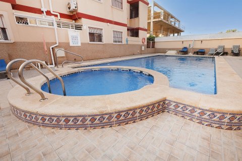 Bungalow till salu i San Pedro del Pinatar, Murcia, Spanien 2 sovrum, 63 kvm. Nr. 196392 - foto 4