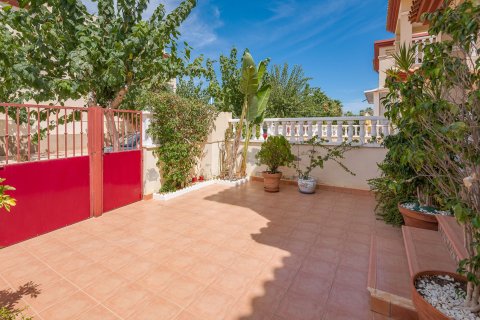 Bungalow till salu i San Pedro del Pinatar, Murcia, Spanien 2 sovrum, 63 kvm. Nr. 196392 - foto 8