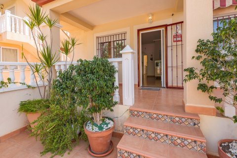 Bungalow till salu i San Pedro del Pinatar, Murcia, Spanien 2 sovrum, 63 kvm. Nr. 196392 - foto 2