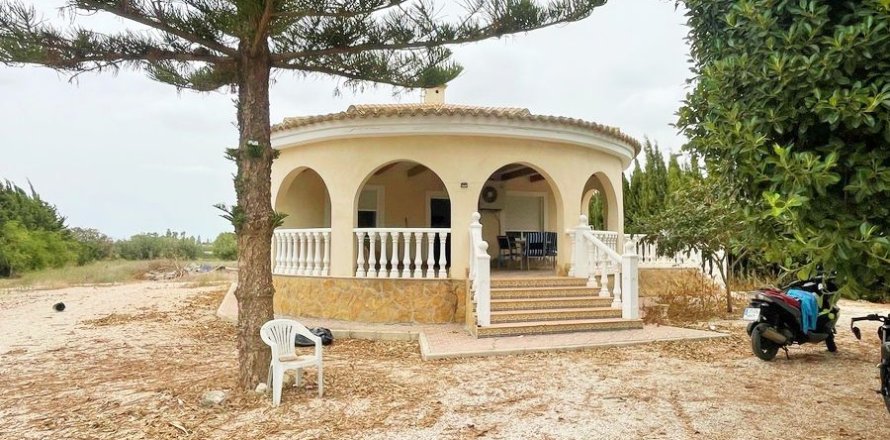 Finca à Daya Vieja, Alicante, Espagne 3 chambres, 160 m2 No. 144428