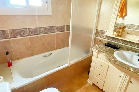 Finca à vendre à Daya Vieja, Alicante, Espagne, 3 chambres, 160 m2 No. 144428 - photo 13