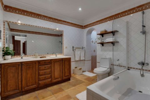 Villa in vendita a Javea, Alicante, Spagna 4 camere da letto, 253 mq. N° 144427 - foto 17