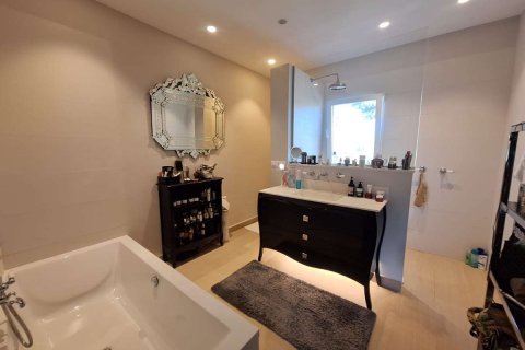 Villa in vendita a Alicante, Spagna 4 camere da letto, 377 mq. N° 144425 - foto 12