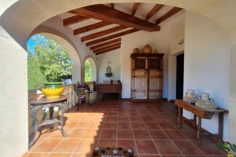 Villa in vendita a Alicante, Spagna 4 camere da letto, 377 mq. N° 144425 - foto 4